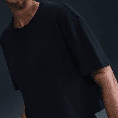 Nike One Relaxed Women's Dri-FIT Cropped Short-Sleeve Top