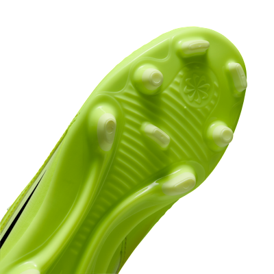 Nike Jr. Phantom 6 Low Club Big Kids' Multi-Ground Soccer Cleats