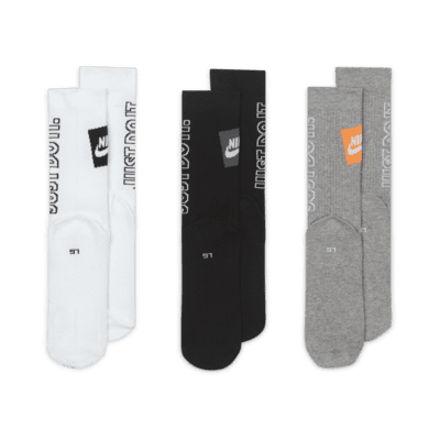 Nike Sportswear Everyday Essential Crew Socks (3 Pairs)