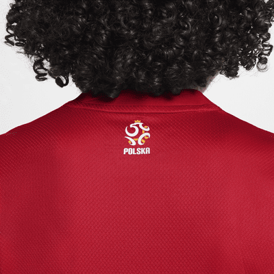 Lengyelország 2024/25 Stadium idegenbeli Nike Dri-FIT replika futballpóló nagyobb gyerekeknek