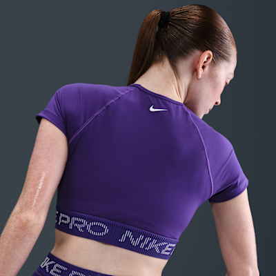 Nike Pro Women's Dri-FIT Short-Sleeve Cropped Graphic Top