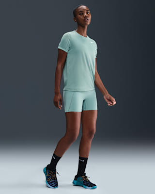 Женские шорты Nike Universa Medium-Support High-Waisted 5" Biker Shorts with Pockets