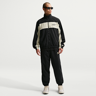 Chamarra ligera de cierre completo para hombre Nike Sportswear Club