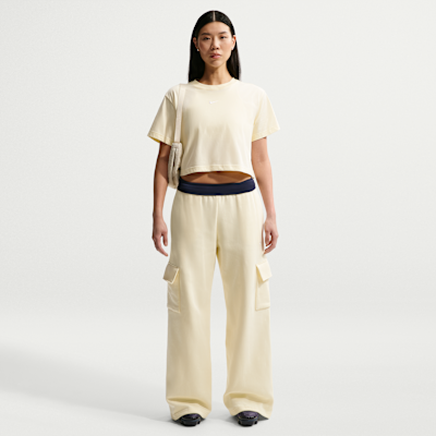 Nike Sportswear Women's Loose Short-Sleeve Cropped T-Shirt