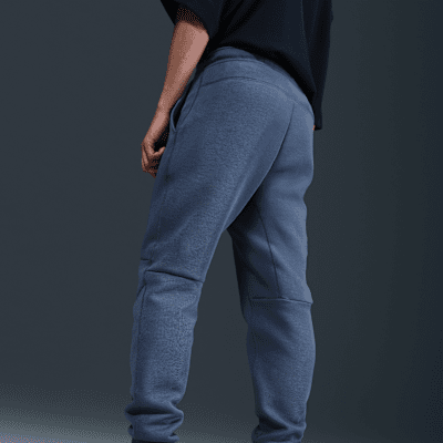 Paris Saint-Germain Tech Men's Nike Football Fleece Joggers