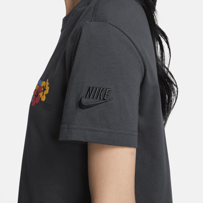 Nike Sportswear Women's Cropped T-Shirt