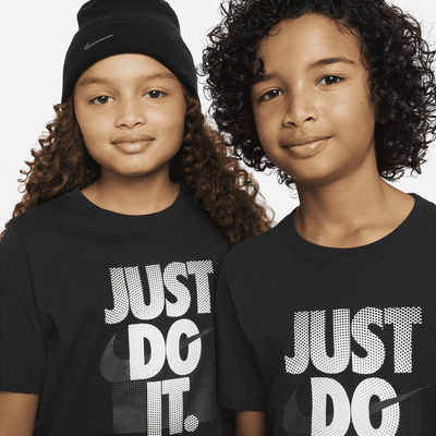 Nike Sportswear Older Kids' T-Shirt