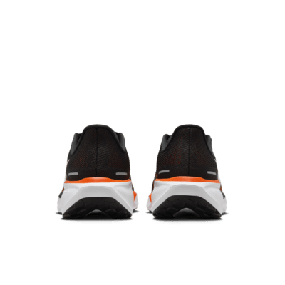 Tenis de correr en pavimento universitarios Nike para hombre Oklahoma State Pegasus 41