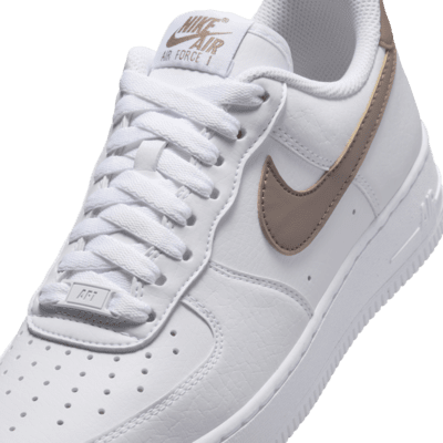 Nike Air Force 1 '07 SE Suede Damenschuh