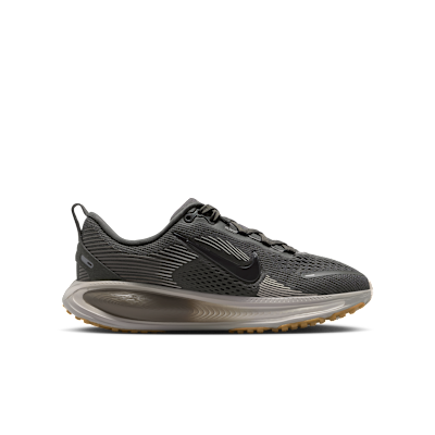 Chaussure de running sur route Nike Vomero 18 pour ado