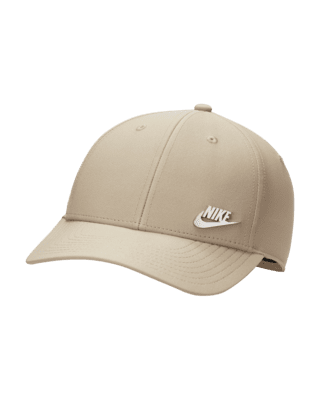 Женская кепка Nike Dri-FIT Club Structured Metal Logo Cap