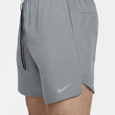 Short de running avec sous-short intégré 18 cm Dri-FIT Nike Stride pour homme