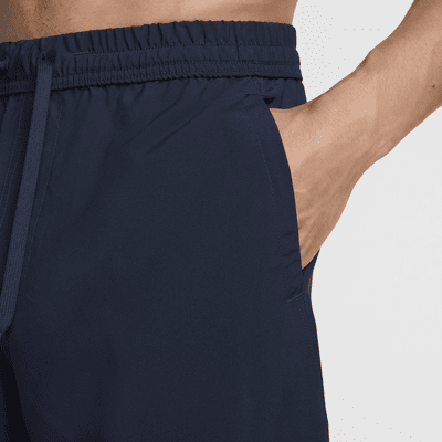 Shorts Dri-FIT de 18 cm versátiles sin forro para hombre Nike Form