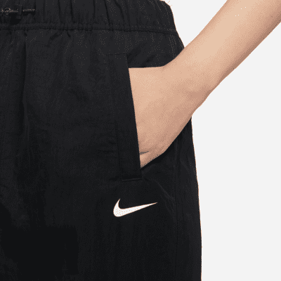 Nike Sportswear Essential Women's Woven High-Rise Skirt