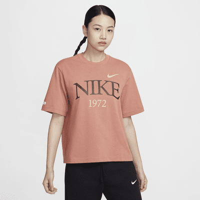 Nike Sportswear Classic Women's T-Shirt