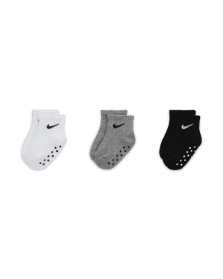 Детские носки Nike Core Swoosh Baby (6-12M) Gripper Socks Box Set (3 Pairs)