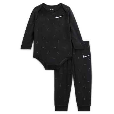 Nike Baby Essentials