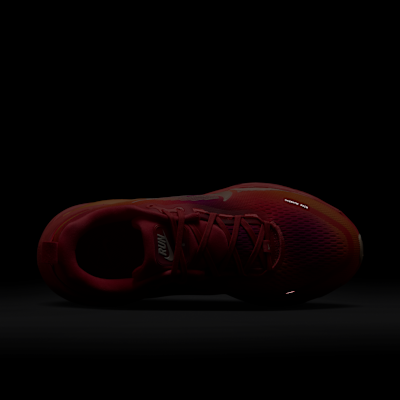 Nike Vomero 18 SE Women's Road Running Shoes