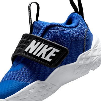 Tenis para bebé e infantil Nike Team Hustle D 12