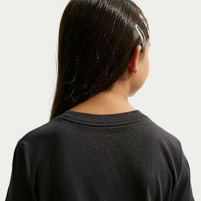 Playera para niños talla grande Nike Sportswear