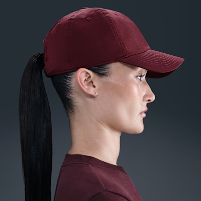 Gorra Swoosh metálica sin estructura Nike Dri-FIT Club