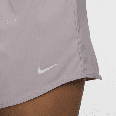 Shorts con forro de ropa interior Dri-FIT de tiro medio de 8 cm para mujer Nike One