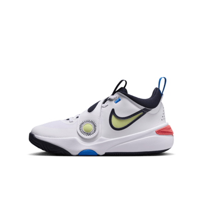 Nike Team Hustle D 11 Big Kids' Basketball Shoes