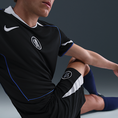 Chelsea F.C. 2025/26 Stadium harmadik Nike Dri-FIT Total 90 férfi replika futballrövidnadrág