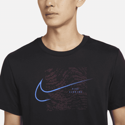 Nike Dri-FIT Run Division Running T-Shirt. Nike SG