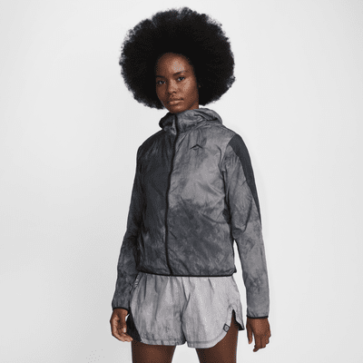 Женская куртка Nike Trail для бега