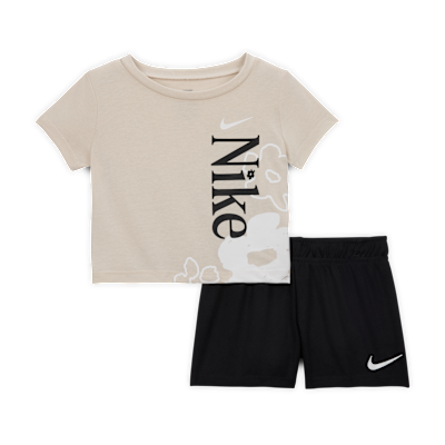 Nike Baby (12-24M) Wild Flower T-Shirt and Mesh Shorts Set