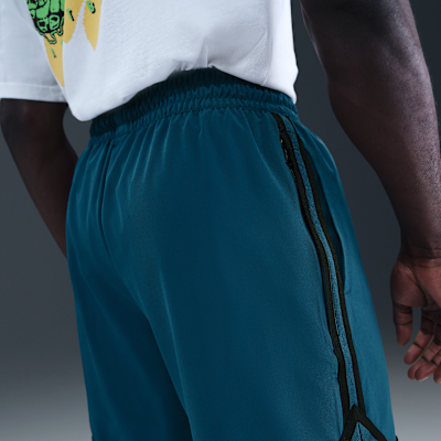 Nike DNA Men's Dri-FIT 6" UV Woven Basketball Shorts