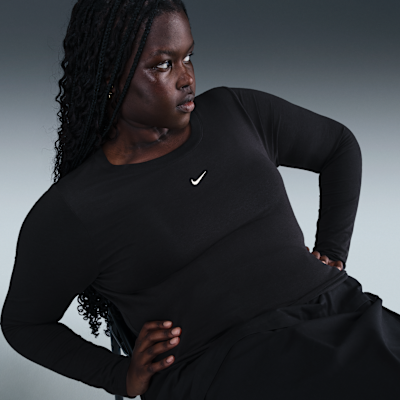Långärmad kort tröja Nike Sportswear Chill Knit med slimmad passform för kvinnor (Plus Size)