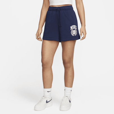 Shorts con gráfico de tiro medio para mujer Nike Sportswear Club Fleece