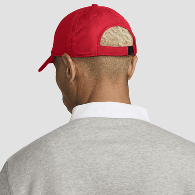 Casquette sans structure avec Swoosh métallique Nike Dri-FIT Club