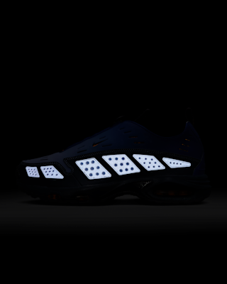 Nike Air Max SNDR SE