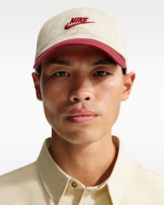 Женская кепка Nike Club Unstructured Futura Wash Cap