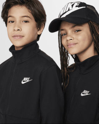 Nike Sportswear Club