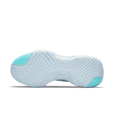 Tenis de correr en carretera para mujer Nike Invincible