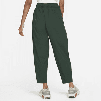 Nike Sportswear Essential Women's High-Rise Curve Trousers. Nike DK