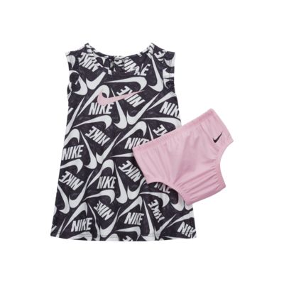 Nike Dri-FIT Baby (0-9M) Dress. Nike.com