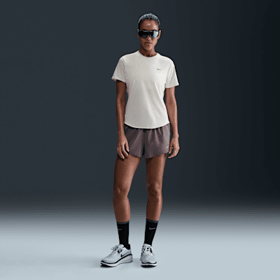 Haut de running à manches courtes Dri-FIT Nike Swift pour femme