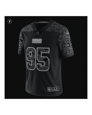 Nick Chubb Cleveland Browns Nike 2022 Salute To Service Limited Jersey -  Olive