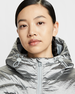 Nike Sportswear Swoosh Series