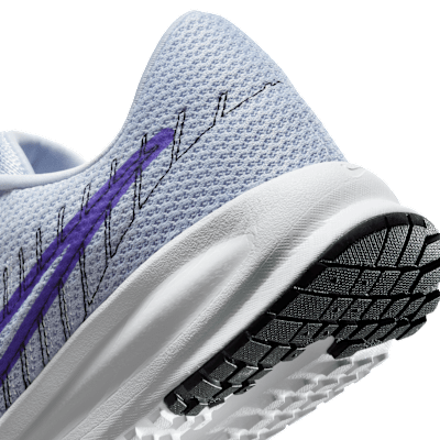 Löparsko för hårt underlag Nike Run Defy för kvinnor