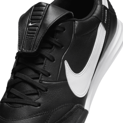 Tacos de fútbol TF de corte low Nike Premier 3