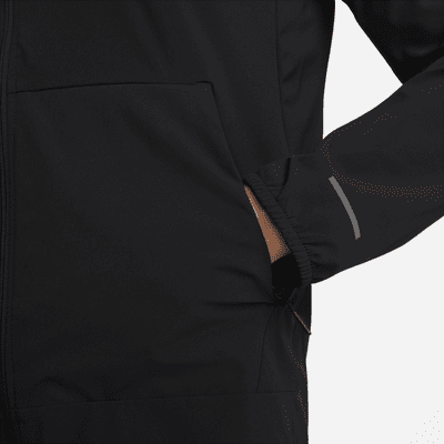 Nike Unlimited Men's Repel Hooded Versatile Jacket. Nike IL