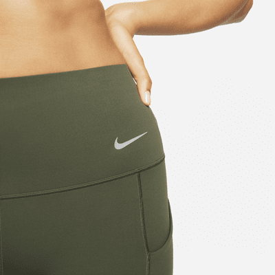 Shorts de ciclismo con bolsillos de 20 cm de tiro alto y media sujeción para mujer Nike Universa