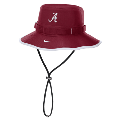 Gorro tipo pescador universitario Nike Dri-FIT para hombre Alabama Crimson Tide On-Field Apex Boonie