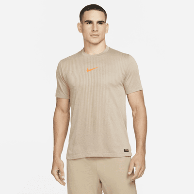 Nike Pro Dri-FIT ADV Kurzarmshirt für Herren. Nike DE